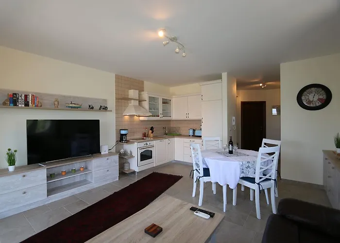 Apartment Soline Cove